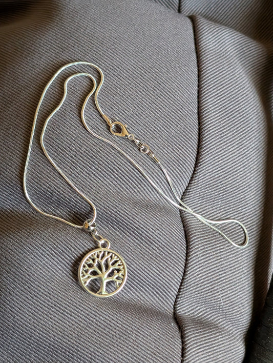 Esther 4:4 Silver Crooked Tree Ranch Necklace